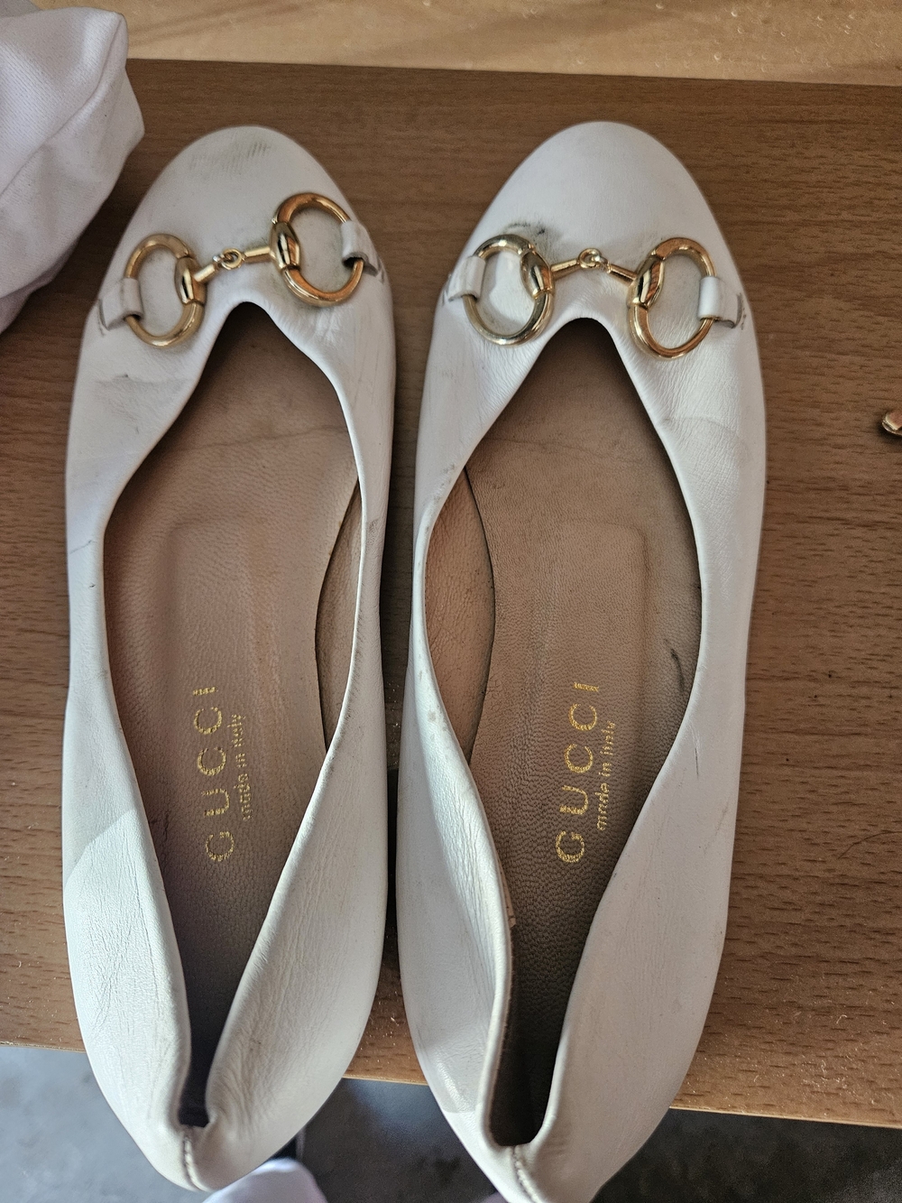 Gucci White Leather Horsebit Ballet Flats